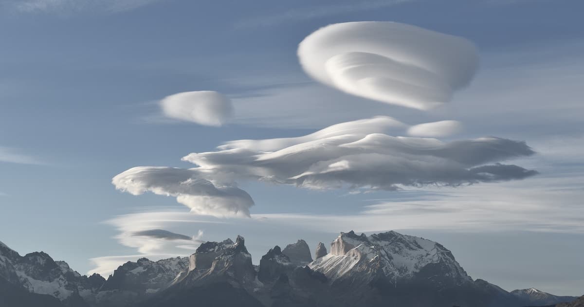 レンズ雲、UFO雲